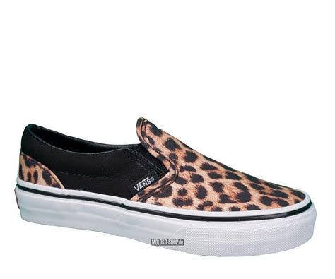 vans classic slip on leopard.